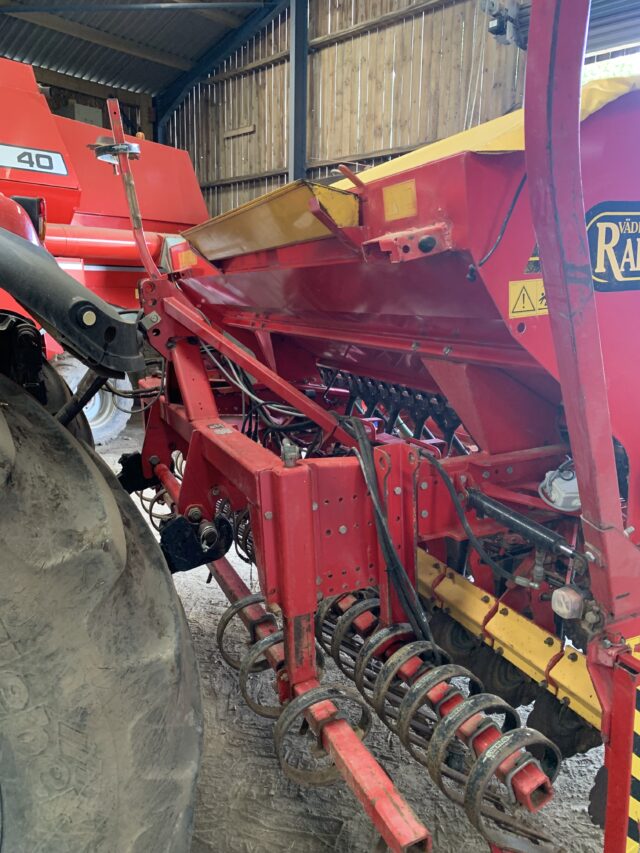 Vaderstad rapid 30s mounted drill