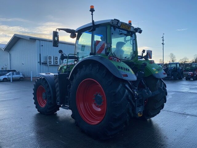FE861095 FENDT 724 VARIO GEN6 TRACTOR