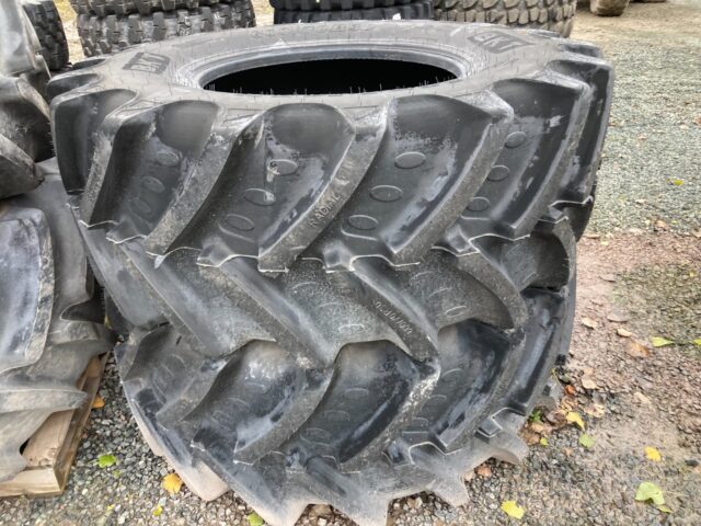 BKT AGRIMAX 600-70 R30