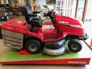 DM000198 HONDA HF2625 LAWNTRACTOR
