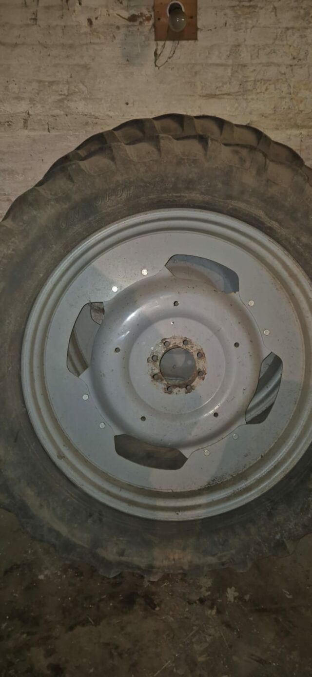 14.9r50 & 14.9r30 Narrow Wheels