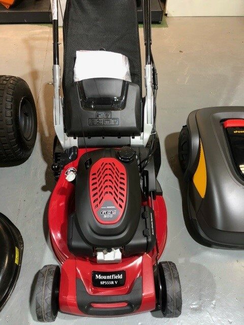 GM035496 NEW MOUNTFIELD SP555RV MOWER.