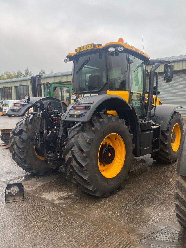 JCB FASTRAC 4220