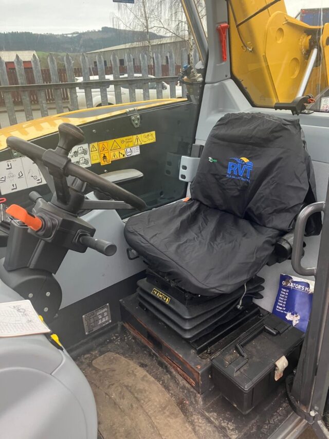 NEW HOLLAND TH6.32S