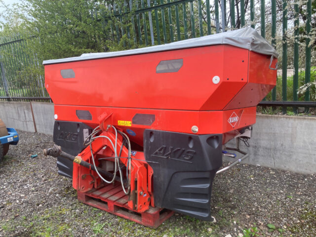 *Make an offer on this machine* Kuhn 40.1W Fertiliser Spreader