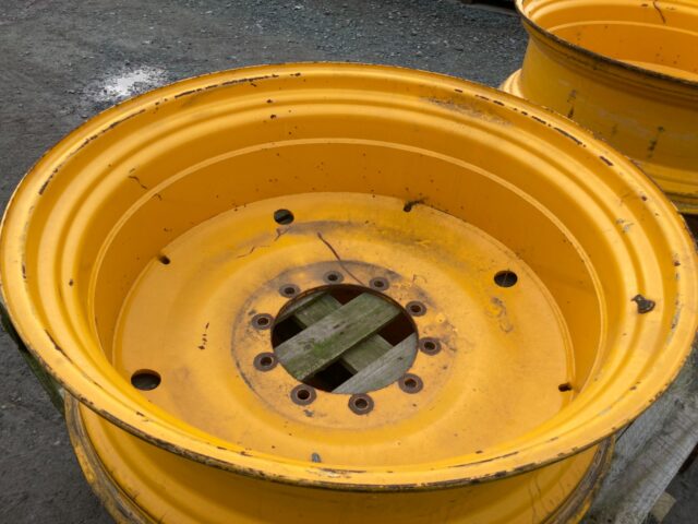 Set of Row Crop Rims To suit JCB Fastrac Stage 4