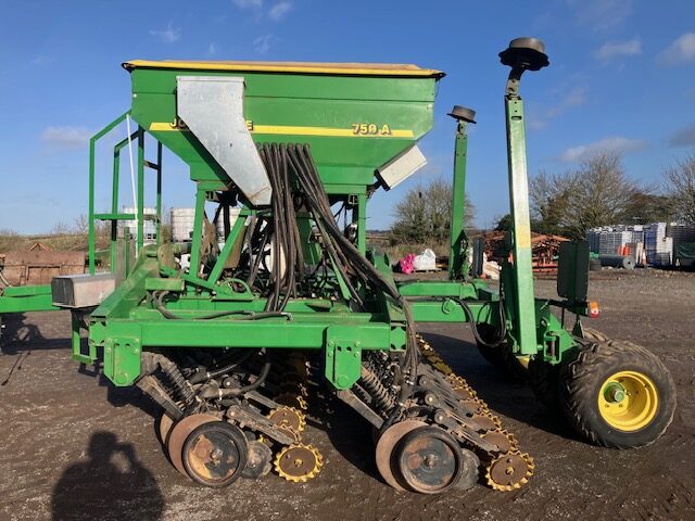 4m JD 750a seed drill