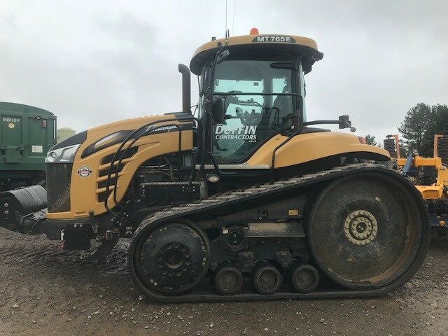 T7018640 CHALLENGER MT765E TRACTOR