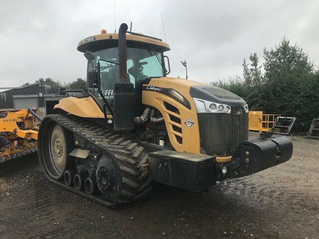 T7018640 CHALLENGER MT765E TRACTOR