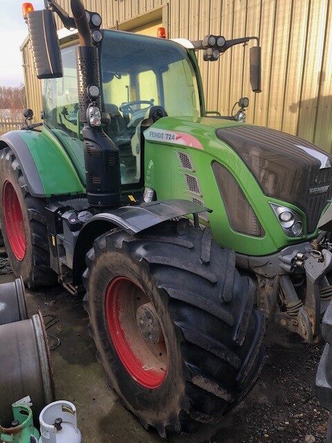 T3004305 2017 FENDT 724 VARIO S4 TRACTOR