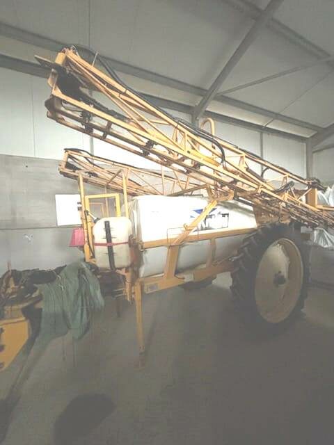 Knight 20m trailed sprayer