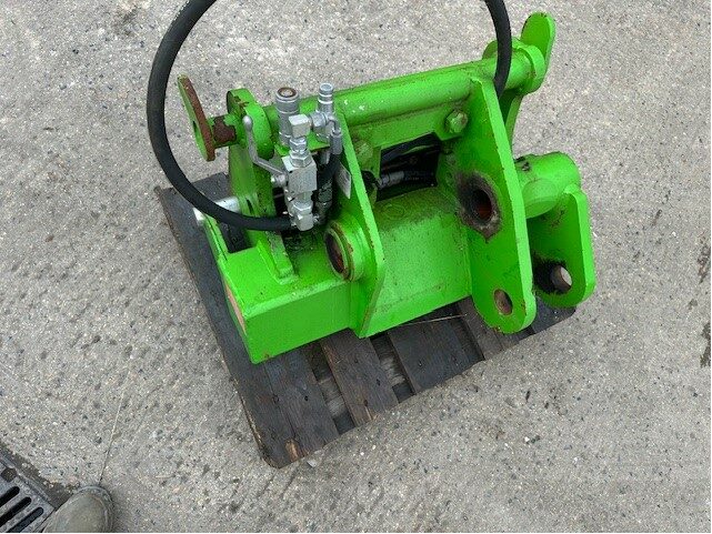 TA01477A JCB TOOL CARRIER HEADSTOCK