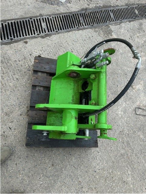 TA01477A JCB TOOL CARRIER HEADSTOCK
