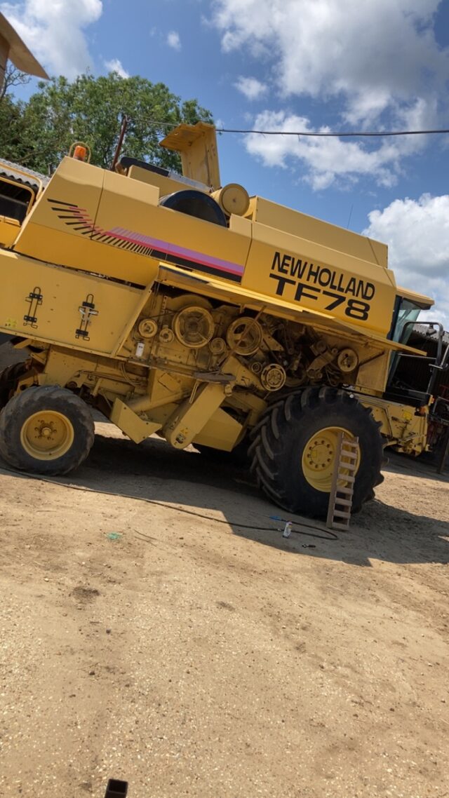 New Holland TF78