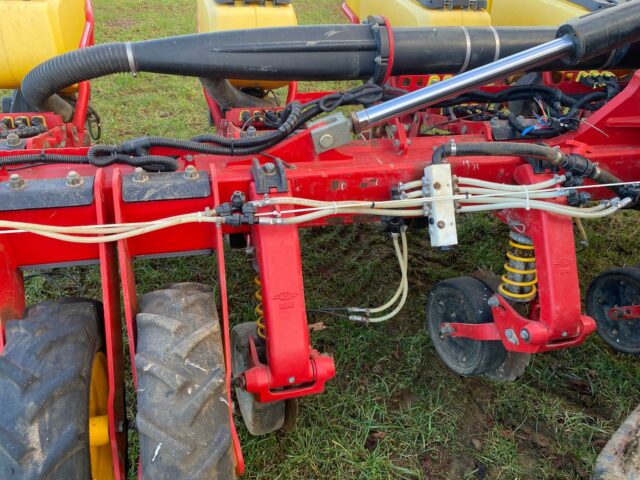 One-2018 Vaderstad Tempo 12 Row drill