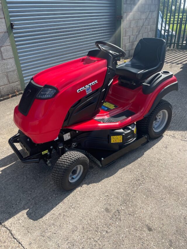 Ex-display Countax C60 with 36 Inch Mulch Deck