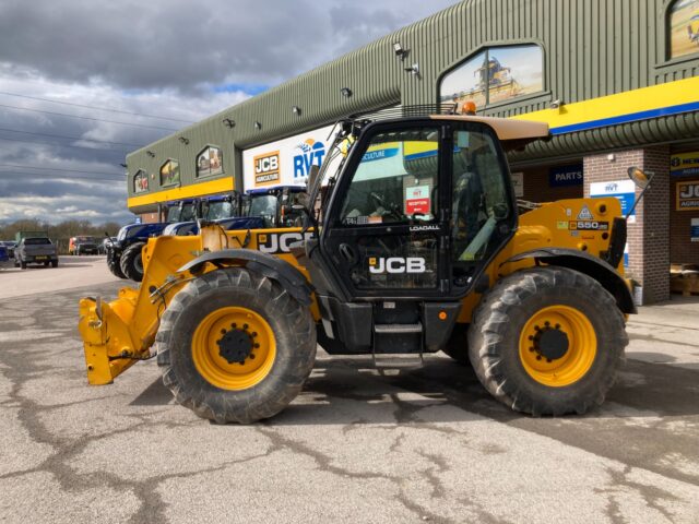 JCB 550-80 AGRI PLUS