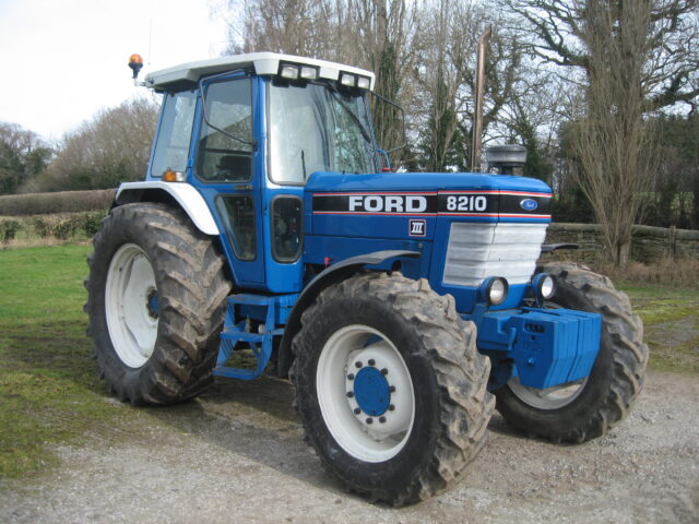 FORD 8210
