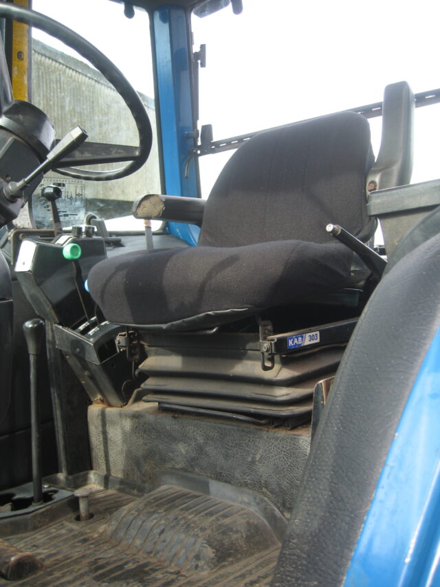 FORD 8210