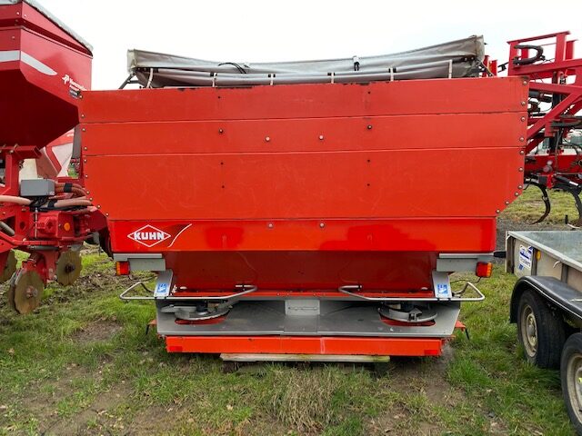 DM000042 KUHN AXERA HEMC BROADCASTER