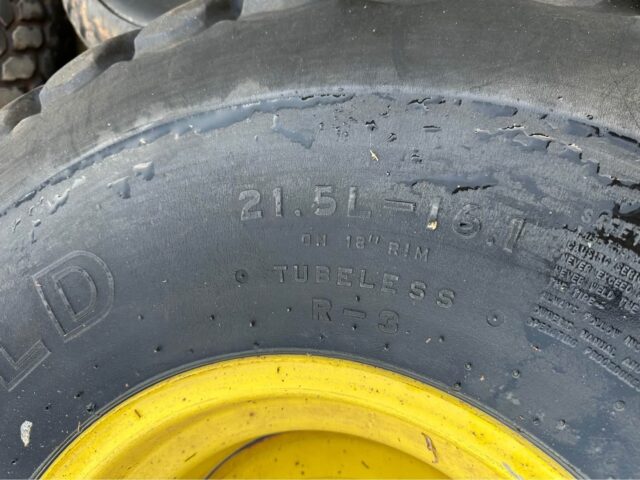 John Deere Turf tires and Rims