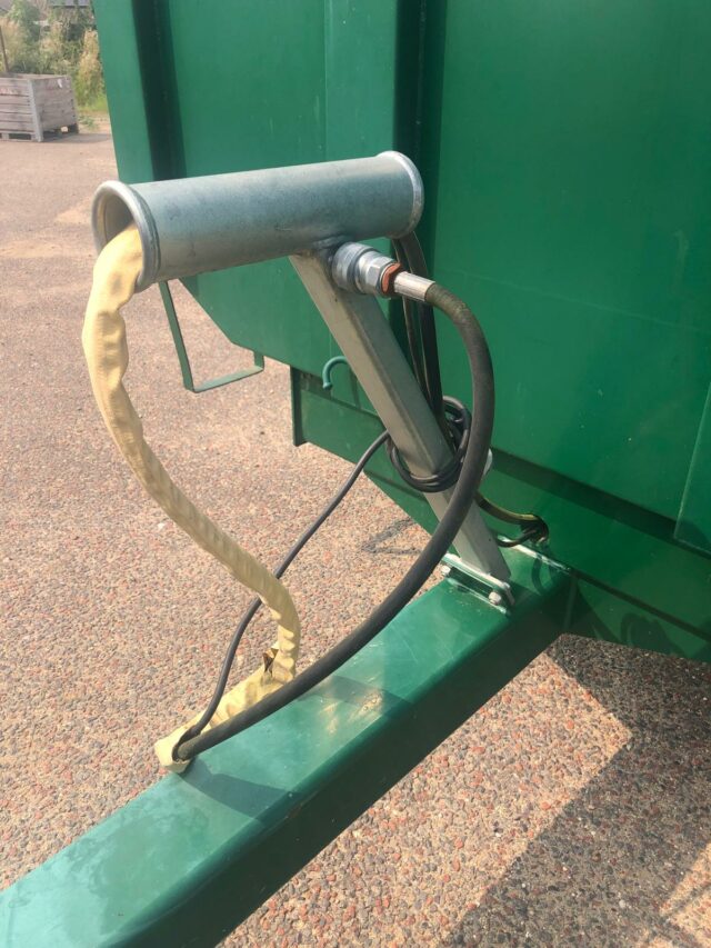 Bailey orchard / vineyard trailer