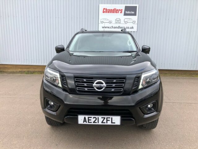 2M040936 NISSAN NAVARA 2.3 NGUARD PICKUP