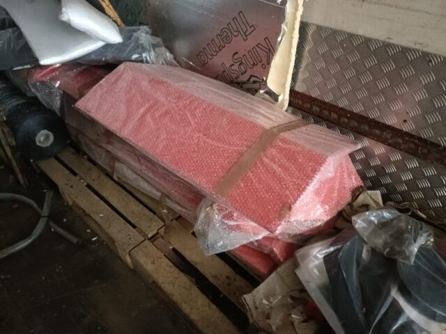 HM067662 KUHN AXIS HOPPER EXTENSIONS