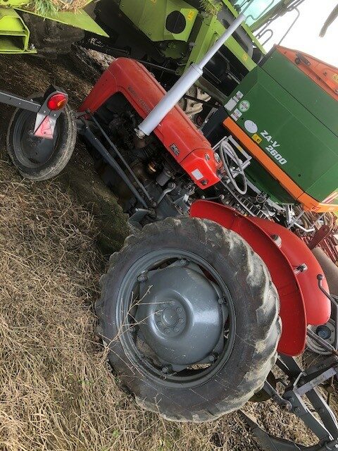 AM000734 1959 MF35 2WD TRACTOR