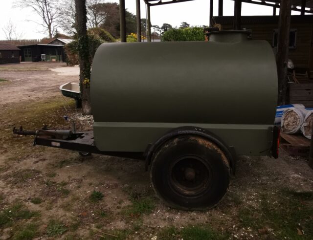 Road Tow 2350L Water Bowser