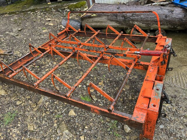 Flat 8 bale grab