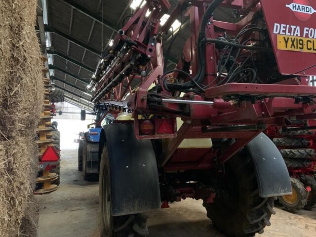 USED Hardi Commander 4500i Trailed Sprayer For Sale