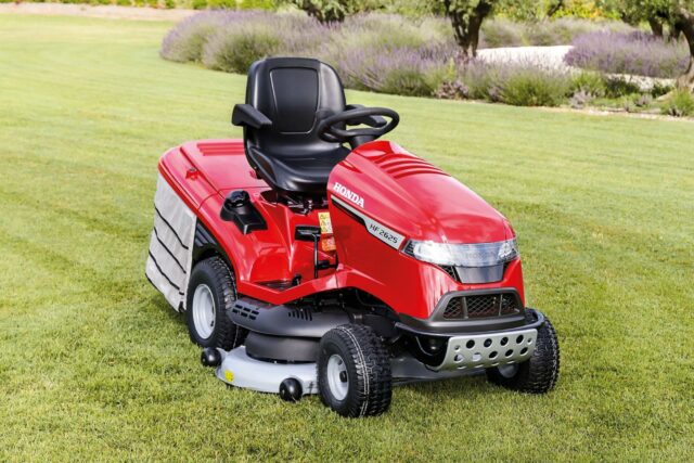 Honda HF2625HT Petrol Ride-on Tractor Mower