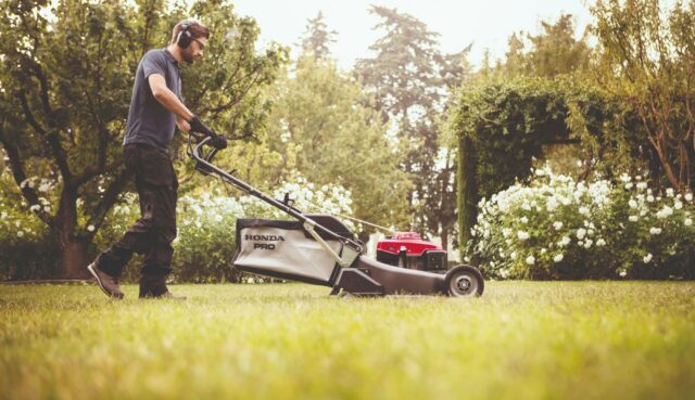 Honda HRH536QX Petrol Lawn mower