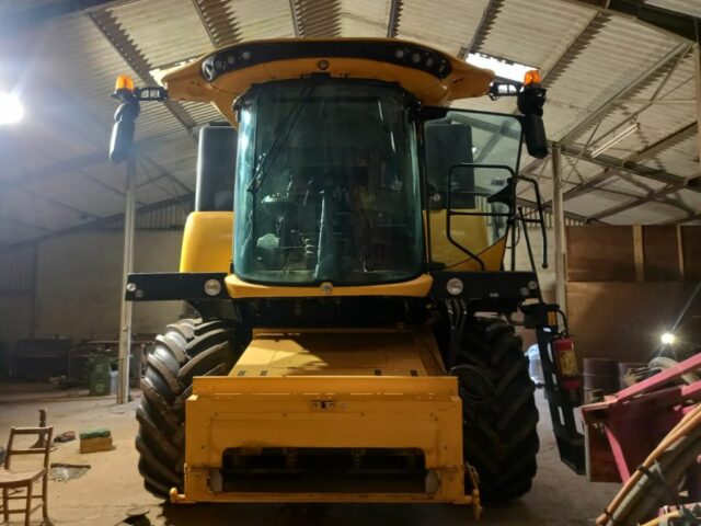 New Holland CX6.80