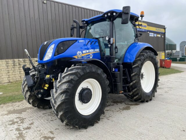 New Holland T7.225 Tractor