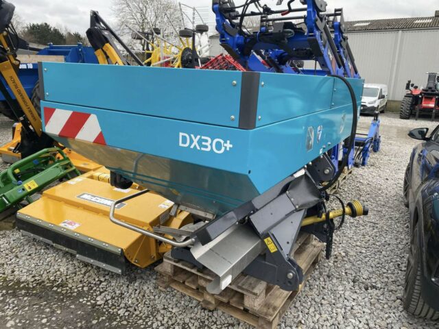 Sulky X30+ Tribord Fertiliser Spreader For Sale