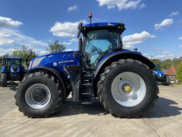 USED New Holland T7.315 HD Tractor For Sale