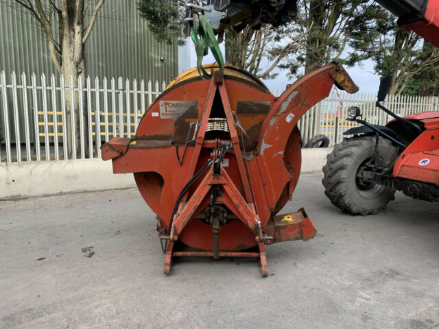 USED Teagle Tomahawk 404 Bale Feeder For Sale