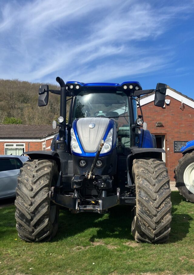 *EX HIRE* NEW HOLLAND T7.225 AUTO COMMAND