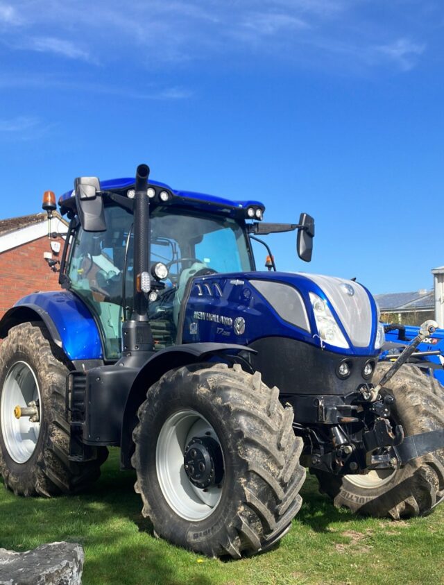 *EX HIRE* NEW HOLLAND T7.225 AUTO COMMAND