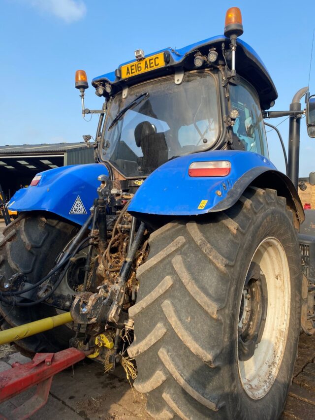 *Due in* New Holland T7.260 Auto Command