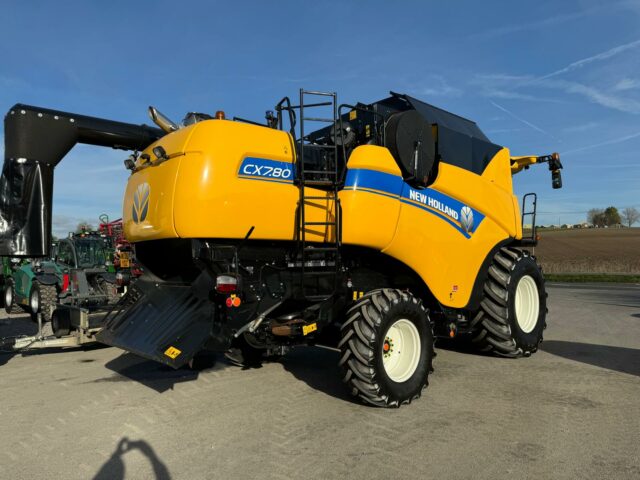 NEW HOLLAND CX7.80 & VF7.6M HEADER