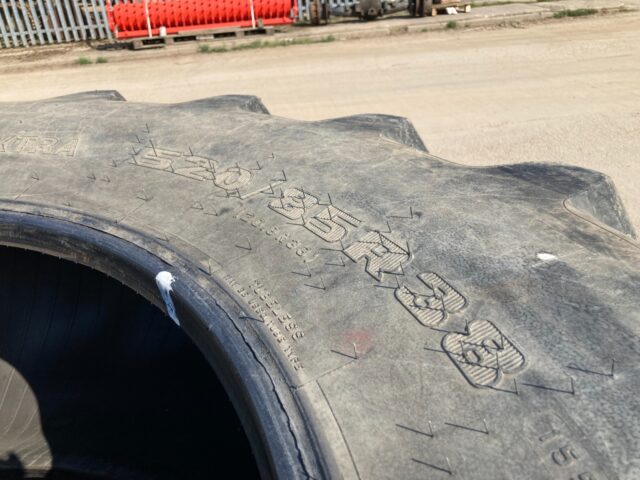 FIRESTONE 520-85 R38 TYRES