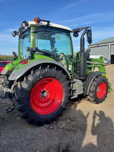 MA000846 FENDT 312 TRACTOR & LOADER