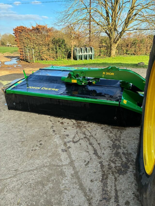 2023 J D R310R 3.1m Mower Conditioner