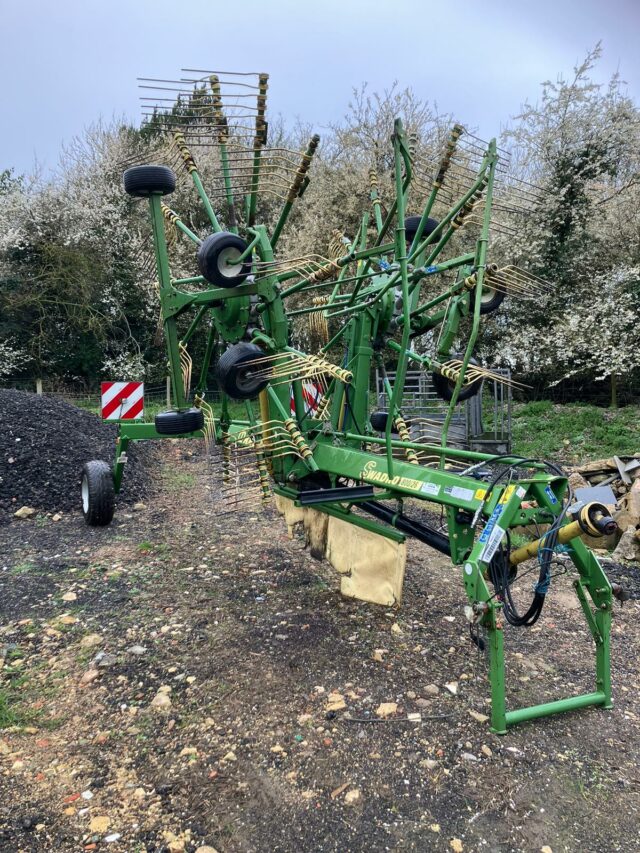2014 Krone Swadro 800-26 8m Rake