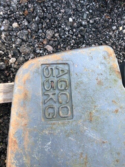 ID000017 MF 12 X 50KG & 1 X 60KG WEIGHTS