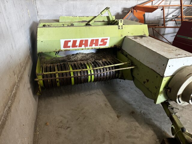 Claas markant 65