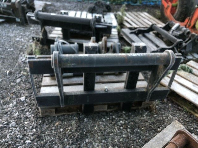 MA00771A MANITOU HEADSTOCK & PALLET TINE